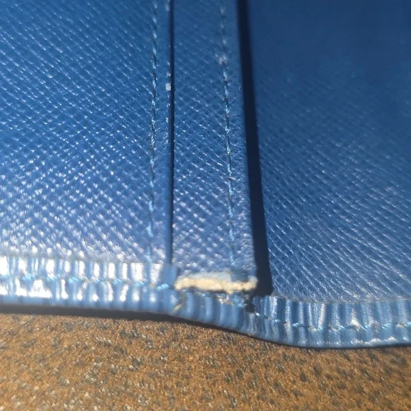 LV EPI Wallet Vintage - Picture 5 of 8